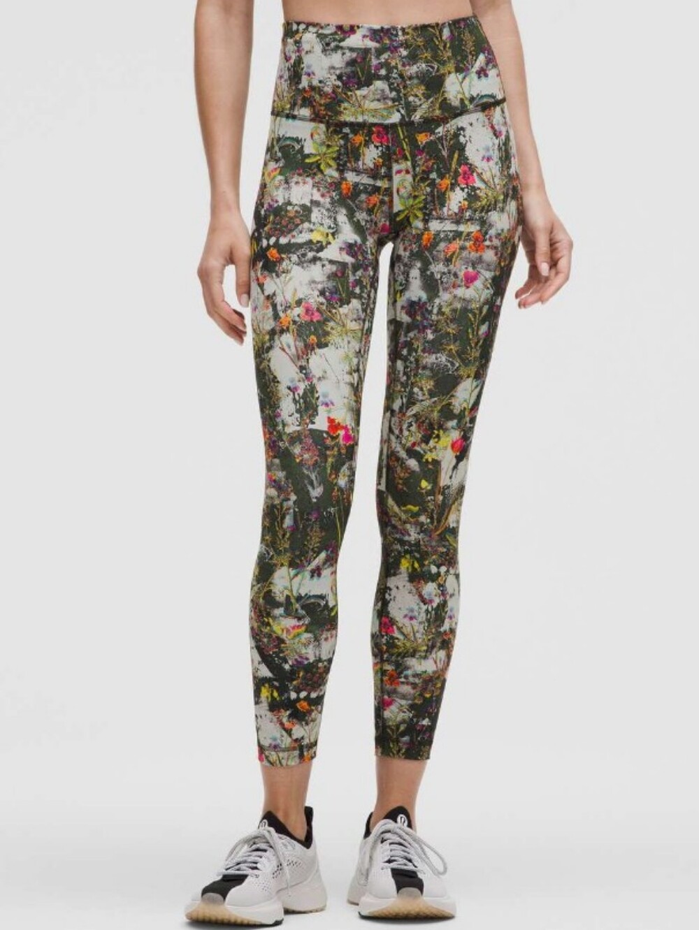 NWOT! Lululemon Wunder Train High-Rise Tight 25" [6]